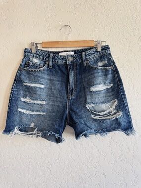 KanCan | distressed Bermuda style shorts | 7